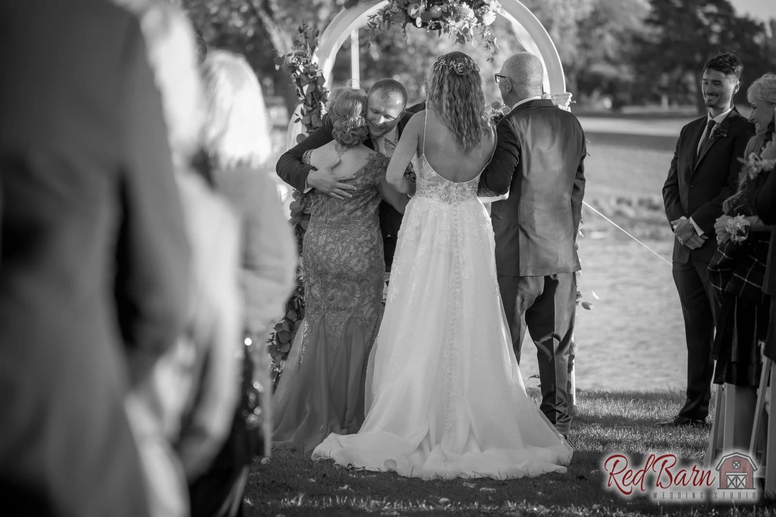 Elizabeth and Arthur - Kemper Lakes Golf Club, Kildeer IL — photo 99