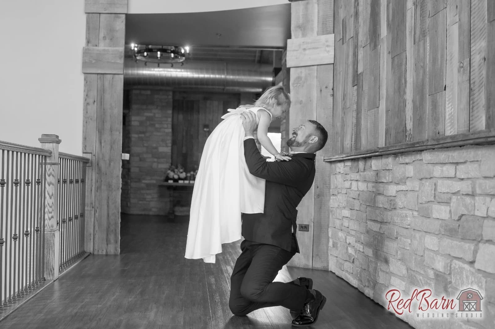 Amy and Nicholas - Fishermen`s Inn, Elburn IL — photo 40