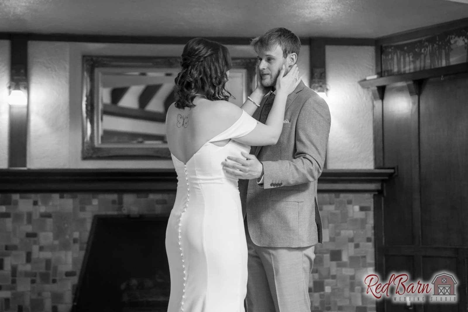 Emily and Justin - The Grove Redfield Estate, Glenview IL — photo 1