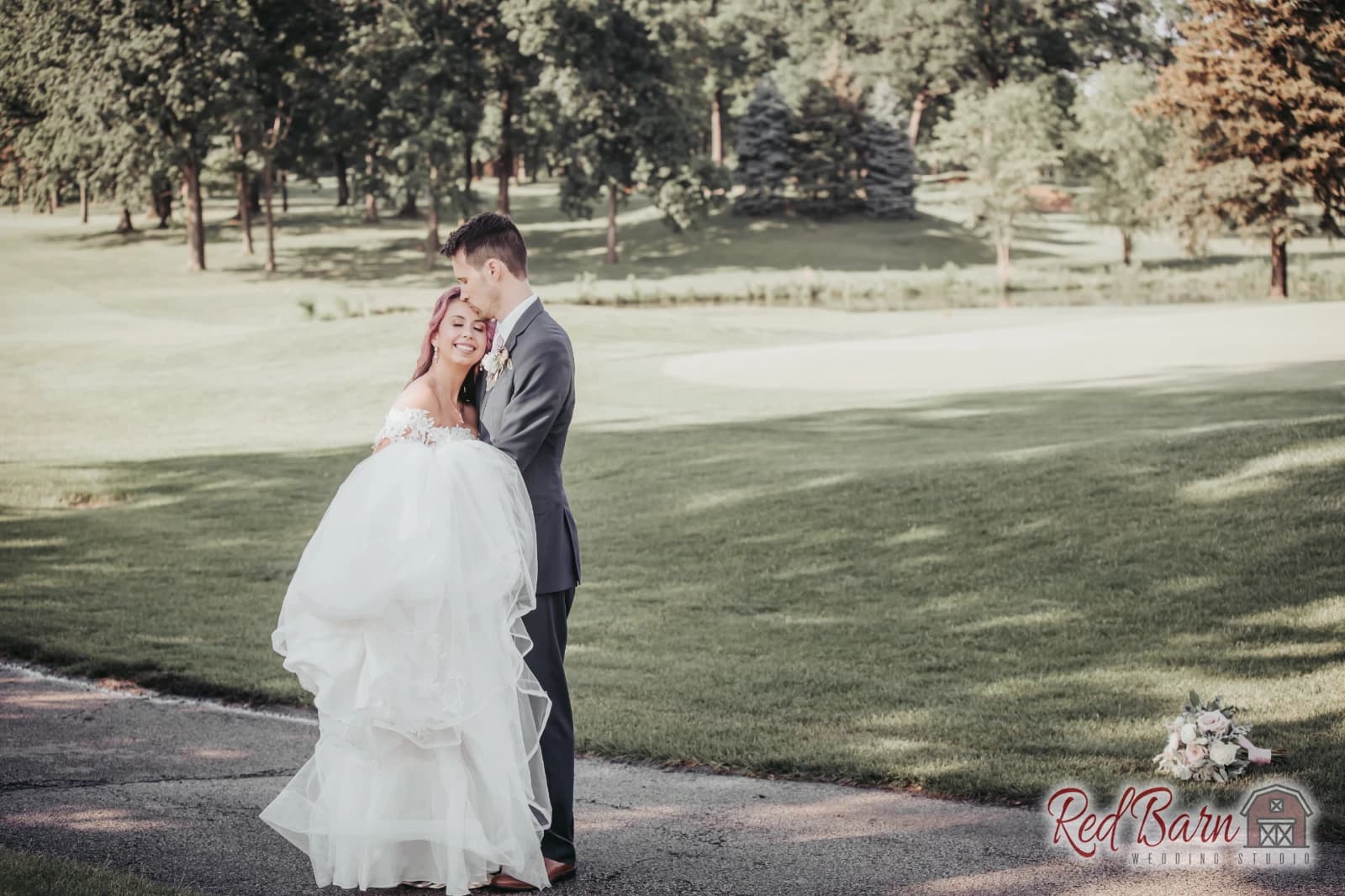 Sara and Michael - Eaglewood Resort, Itasca — photo 77