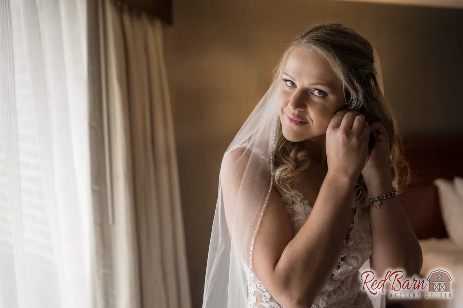 Ashley and Justin - Eaglewood Resort, Itasca IL — photo 10