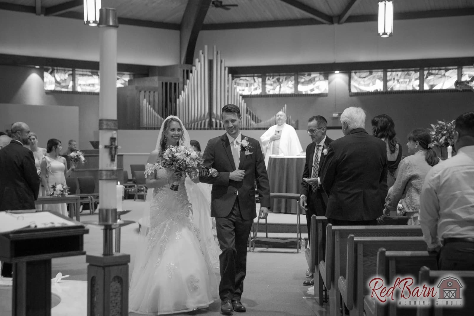 Sara and Michael - Eaglewood Resort, Itasca — photo 1