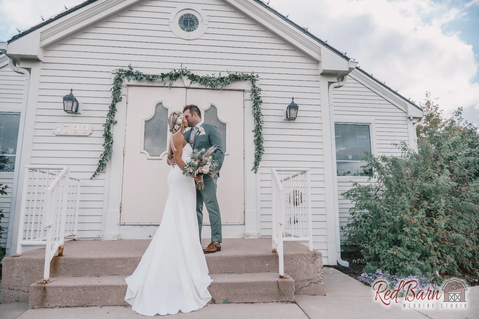  Jaclyn and Matthew - in The Grove Redfield Estate, Glenview IL — photo 33