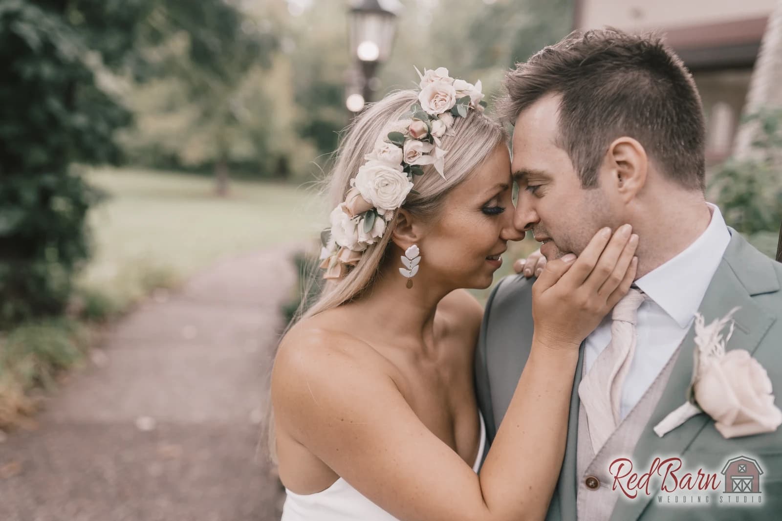  Jaclyn and Matthew - in The Grove Redfield Estate, Glenview IL — photo 38