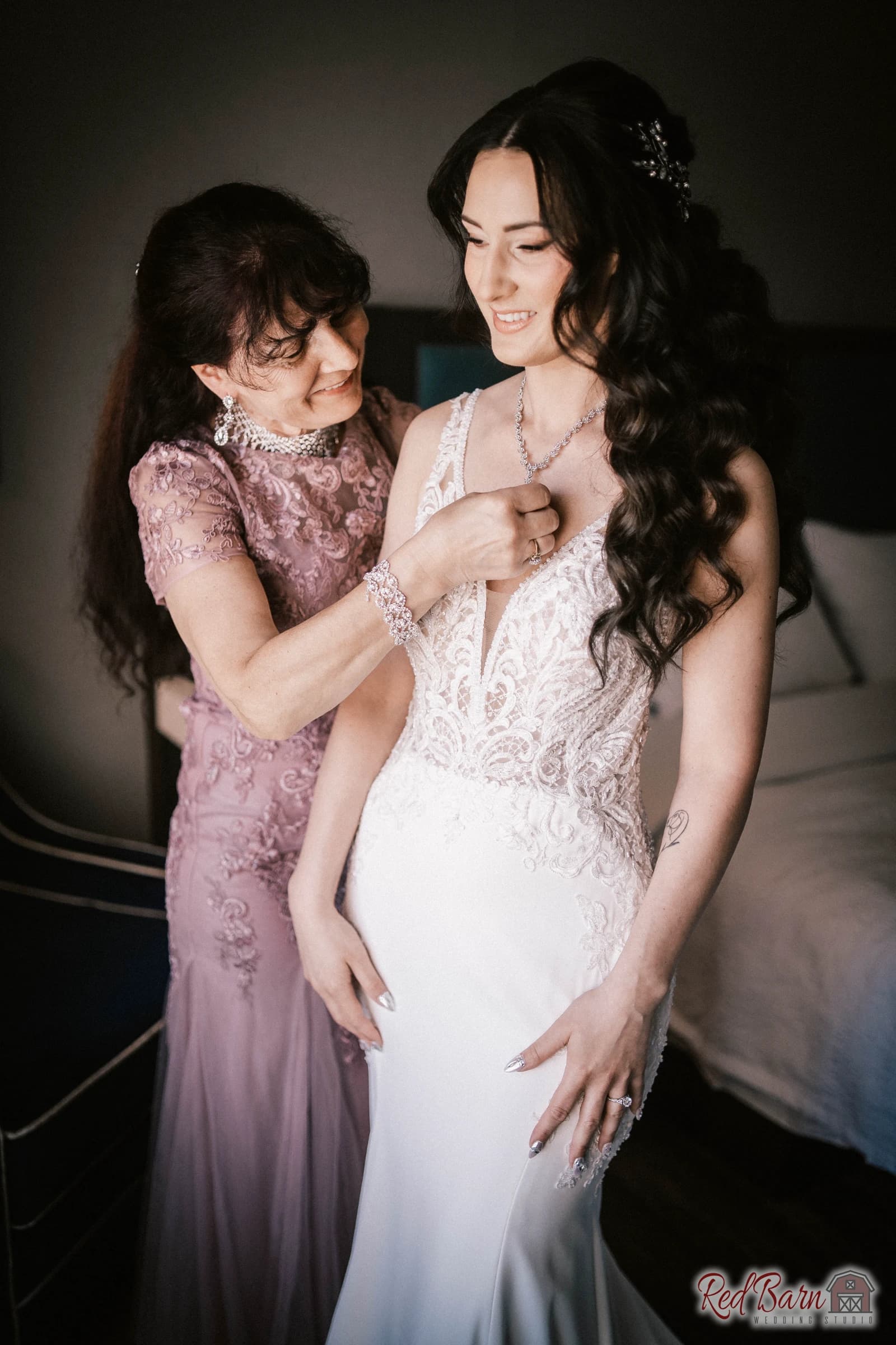 Kasia & Miguel - Signature Barn Banquet Hall, Orland Park IL — photo 10