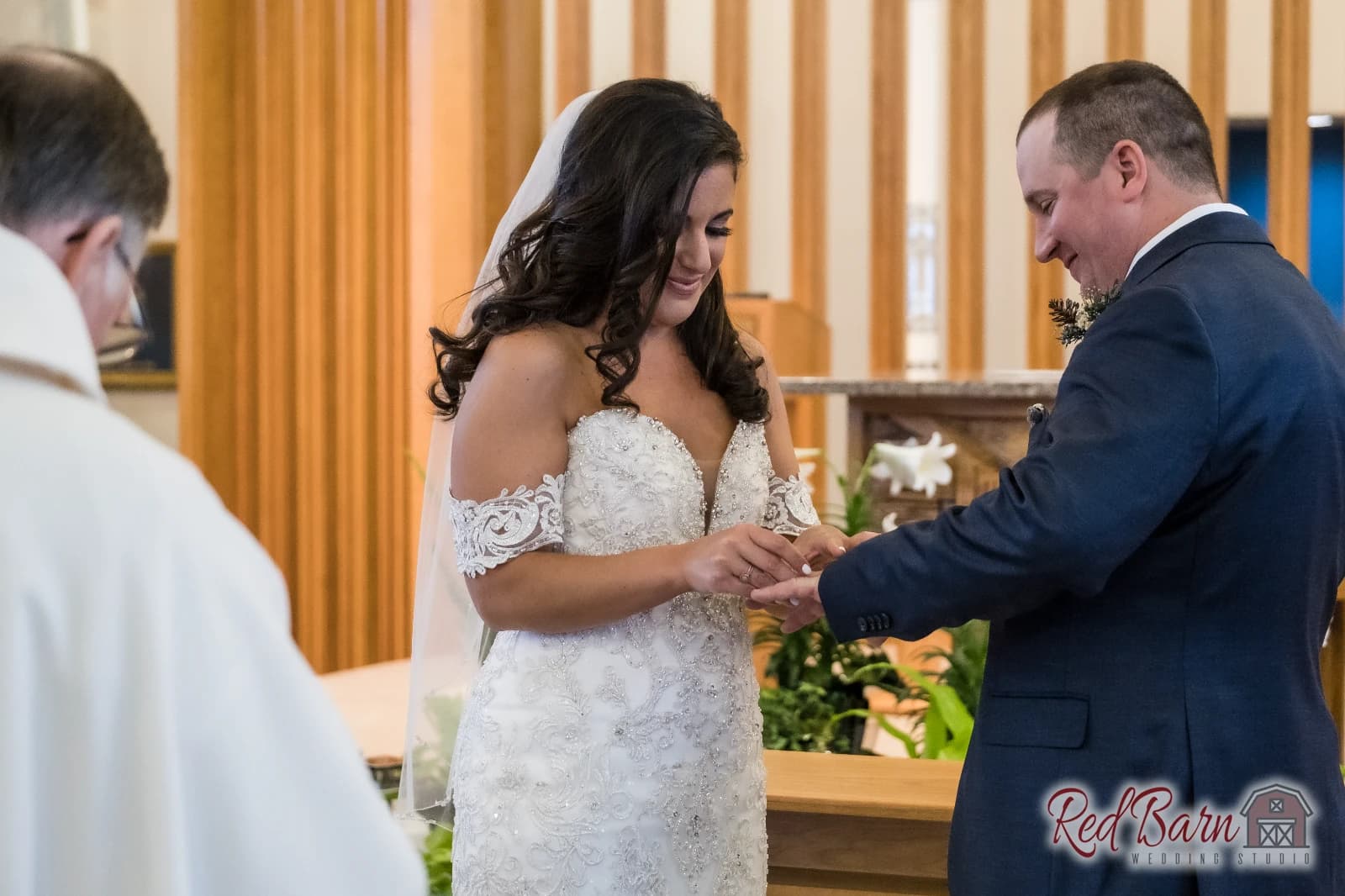 Adrian and Ryan - Hoosier Grove Barn, Streamwood IL — photo 42