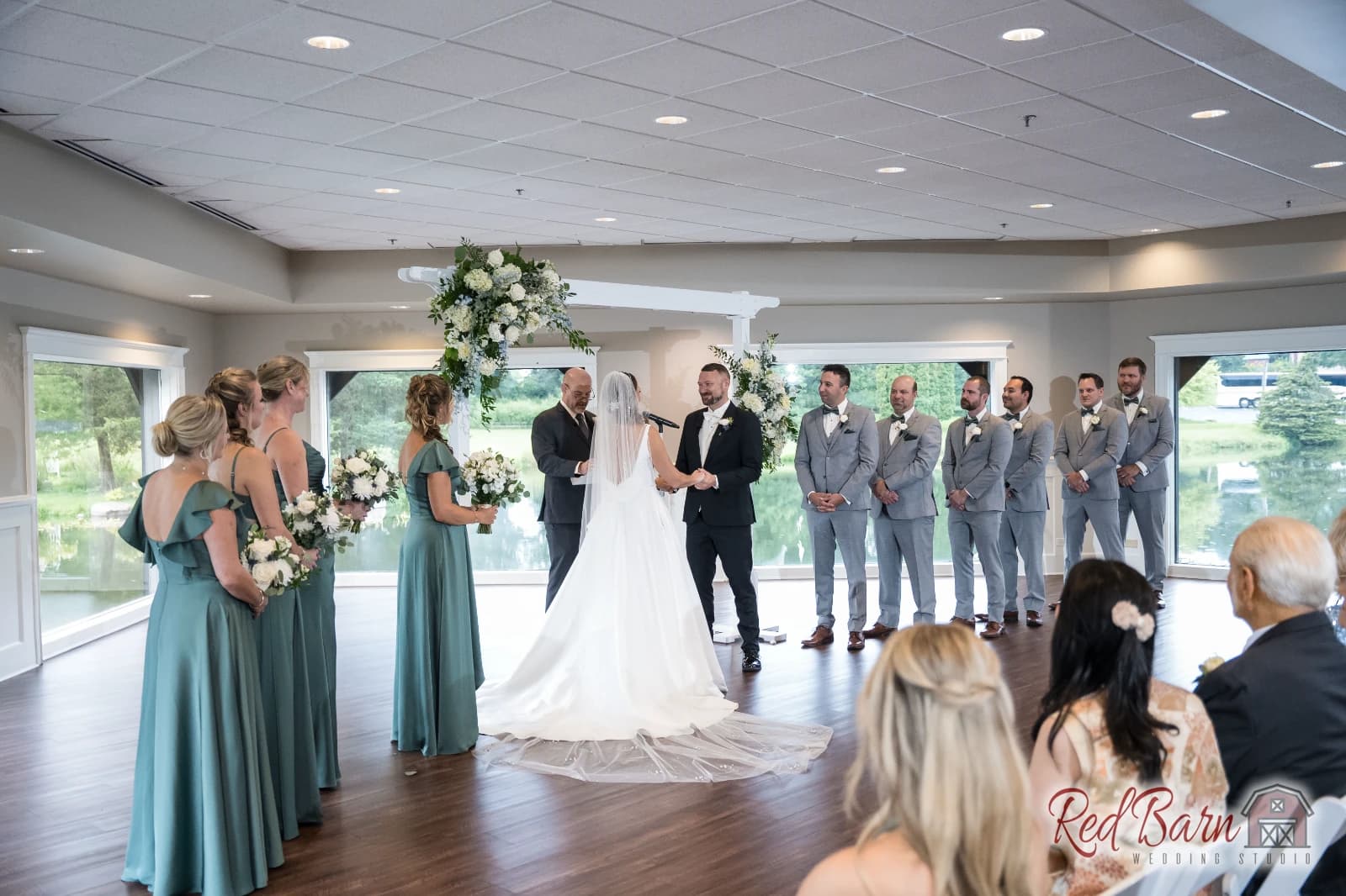 Amy and Nicholas - Fishermen`s Inn, Elburn IL — photo 46
