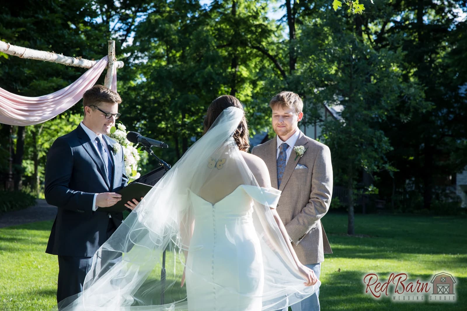 Emily and Justin - The Grove Redfield Estate, Glenview IL — photo 59