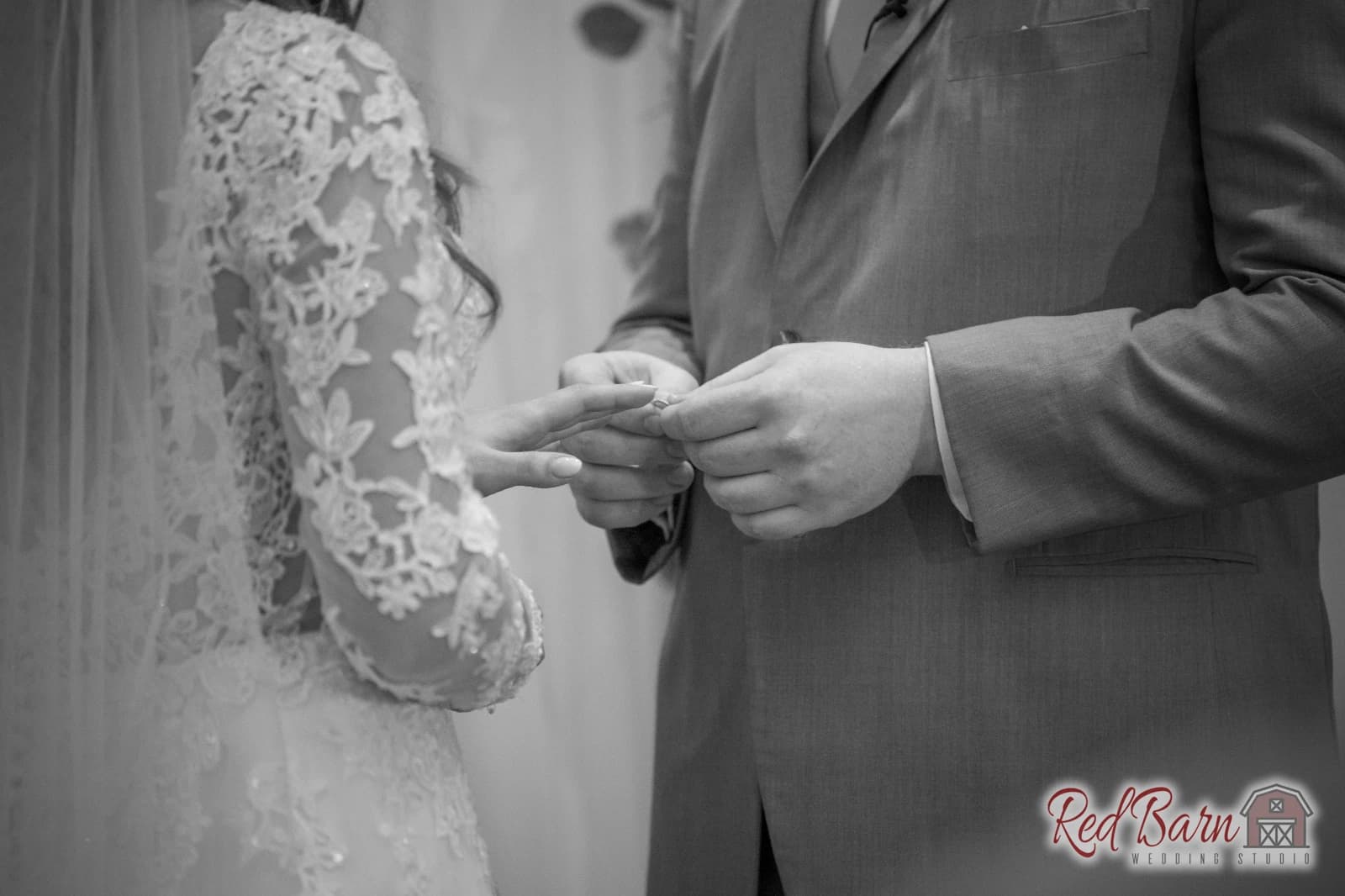 Emily and Jordan - Venuti's Banquet Hall, Addison IL — photo 97
