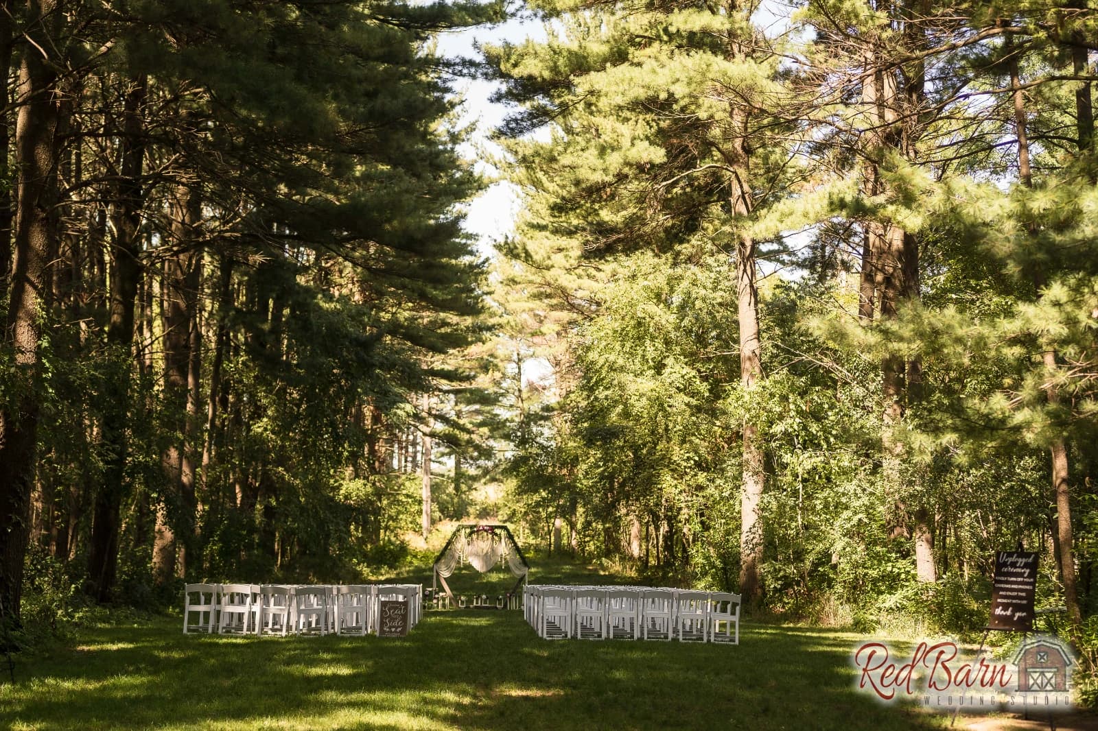 Heather and Brandon - Whispering Woods, Harvard IL — photo 14