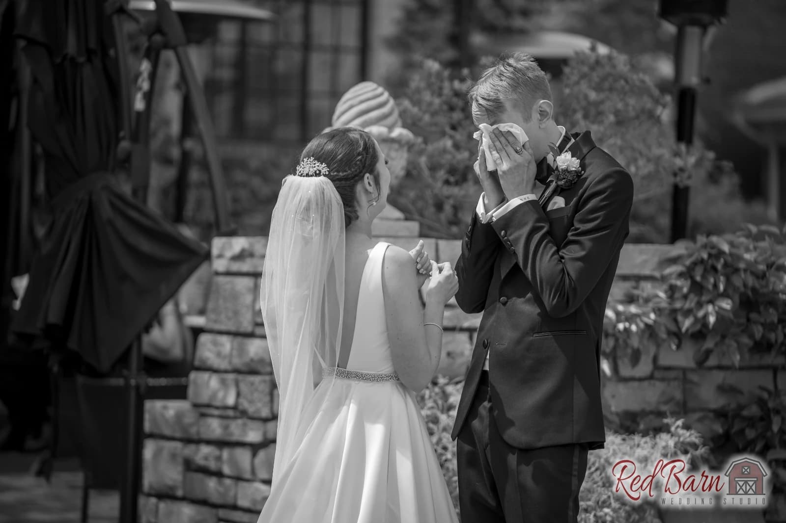 Emma and Dylan - Deer Path Inn, Lake Forest, IL  — photo 36