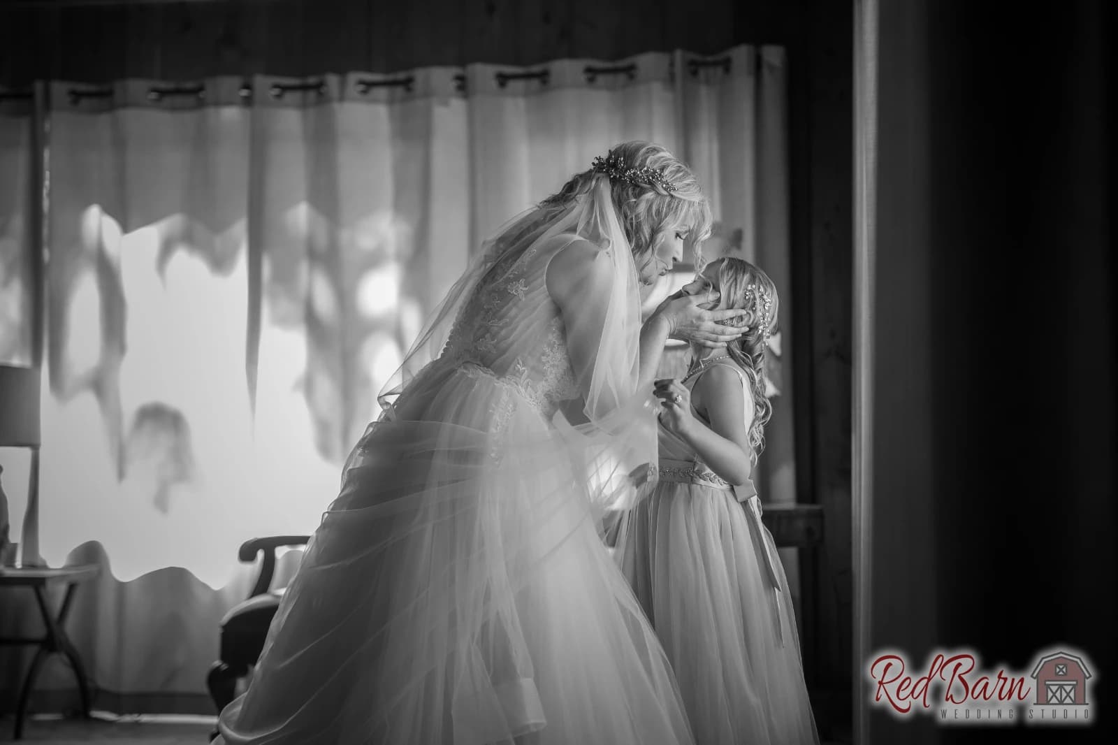 Heather and Brandon - Whispering Woods, Harvard IL — photo 21