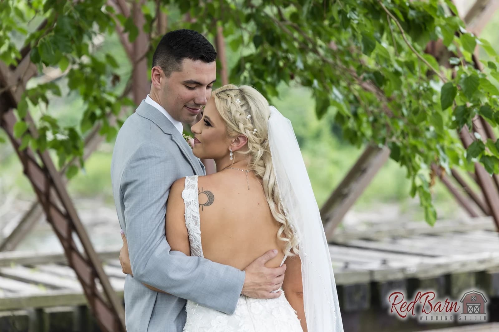 Amber and Jacob - The BRIX on the Fox, Carpentersville, IL — photo 48