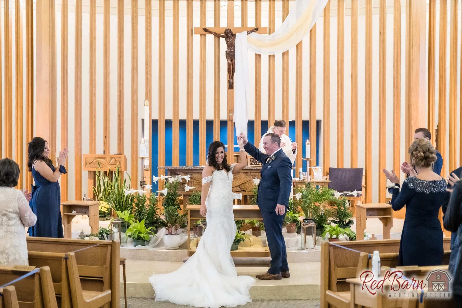 Adrian and Ryan - Hoosier Grove Barn, Streamwood IL — photo 41