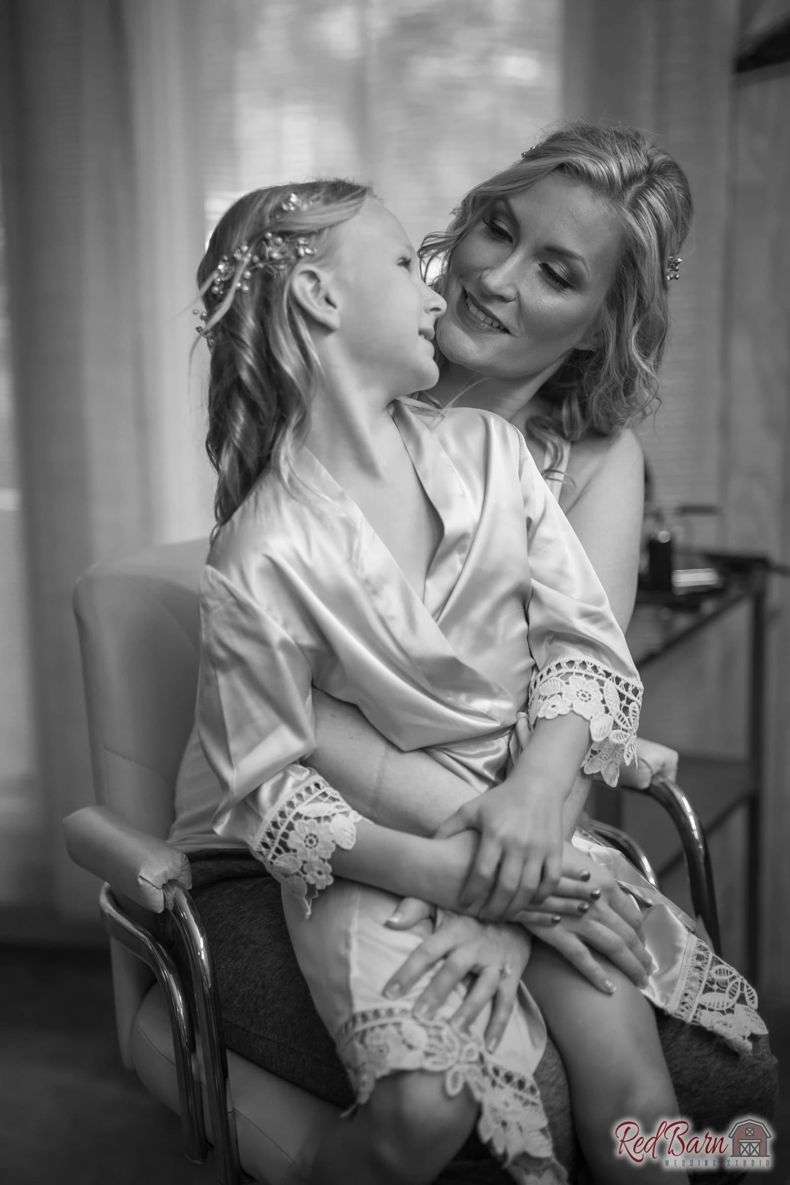 Heather and Brandon - Whispering Woods, Harvard IL — photo 1