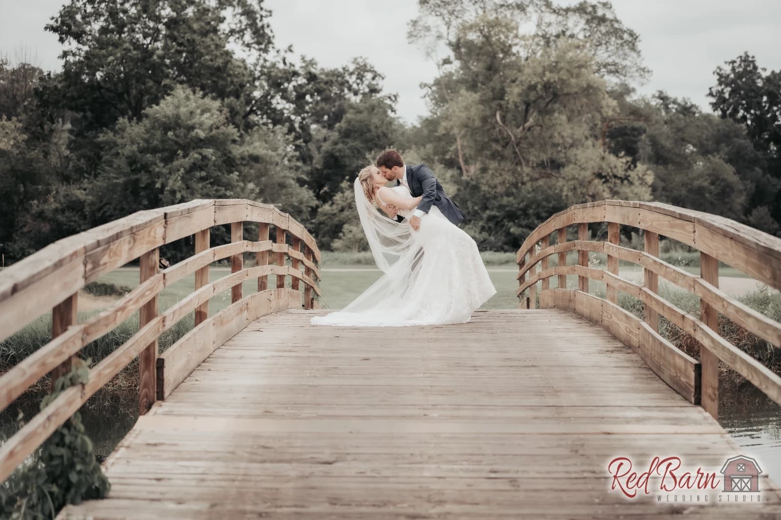 Ashley and Justin - Eaglewood Resort, Itasca IL — photo 19