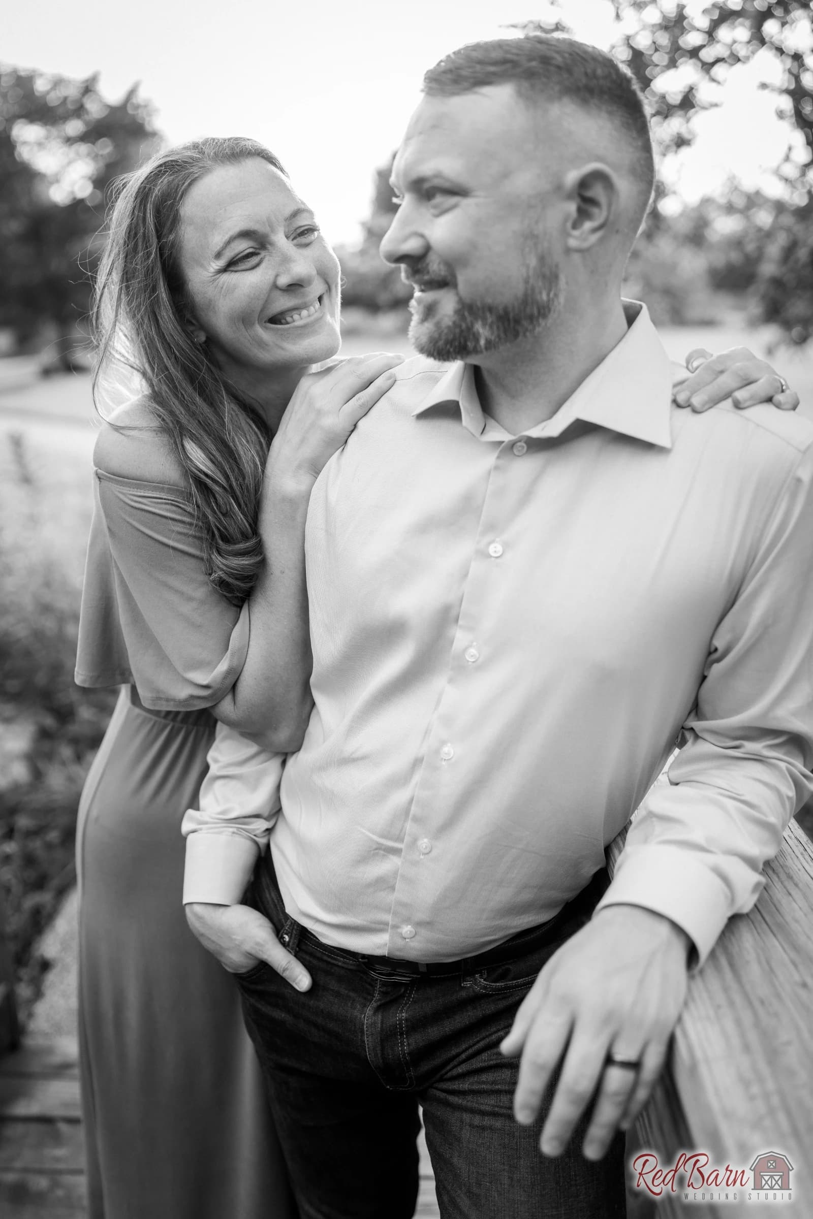 Amy and Nicholas - Knoch Knolls Nature Center, Naperville IL — photo 22
