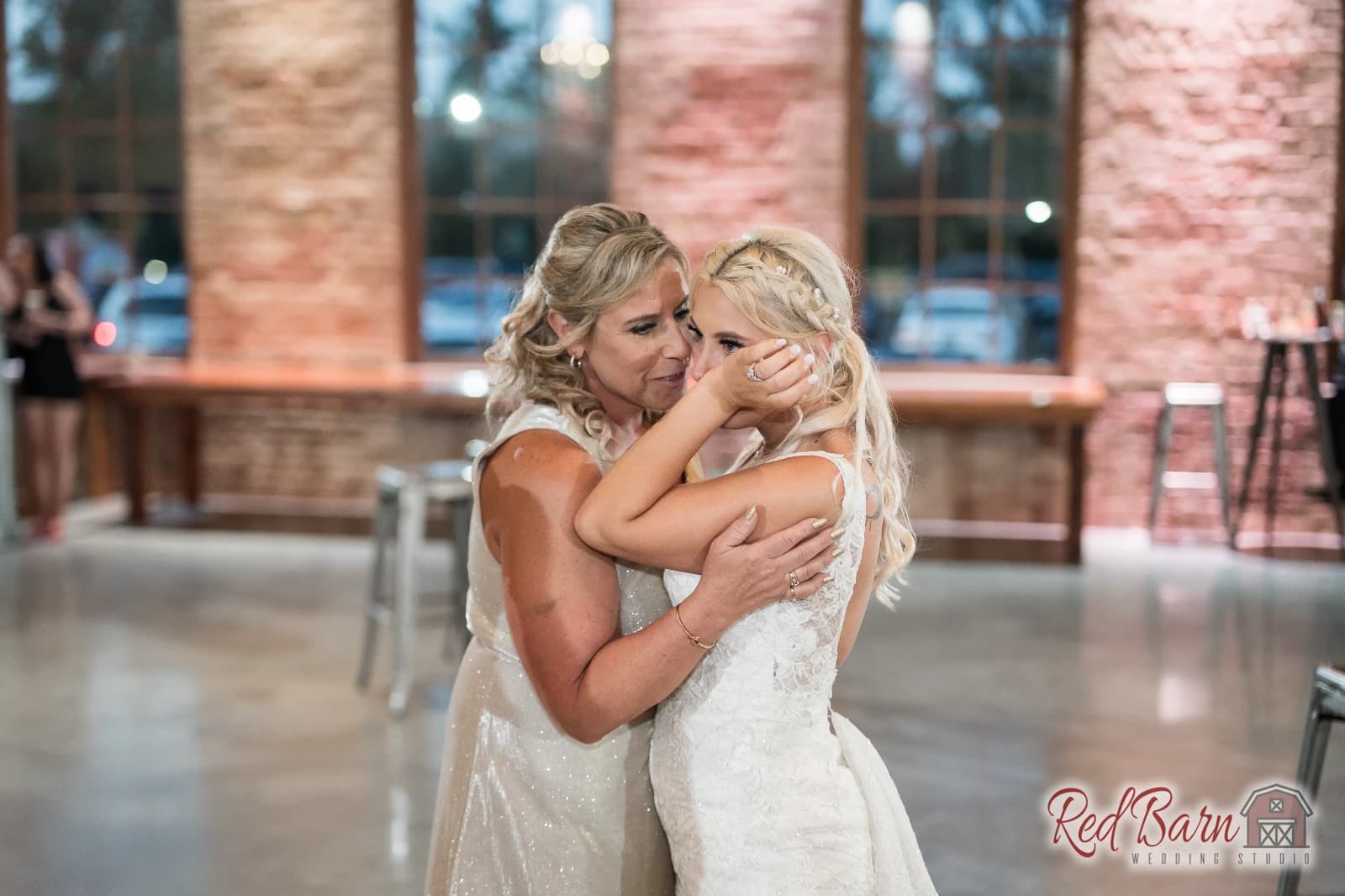 Amber and Jacob - The BRIX on the Fox, Carpentersville, IL — photo 126