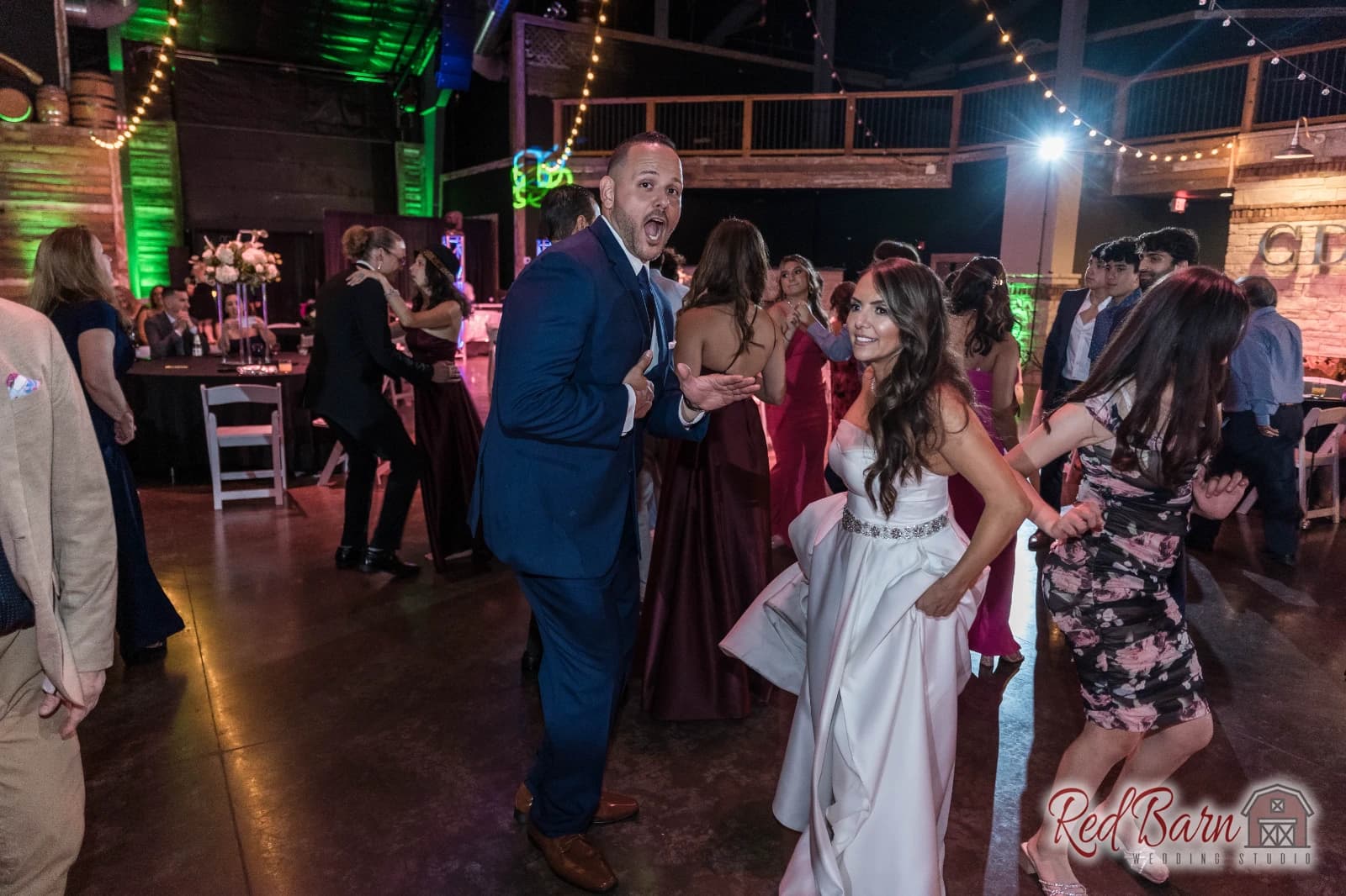 Nancy and Ricardo - CD & ME, Frankfort IL — photo 126