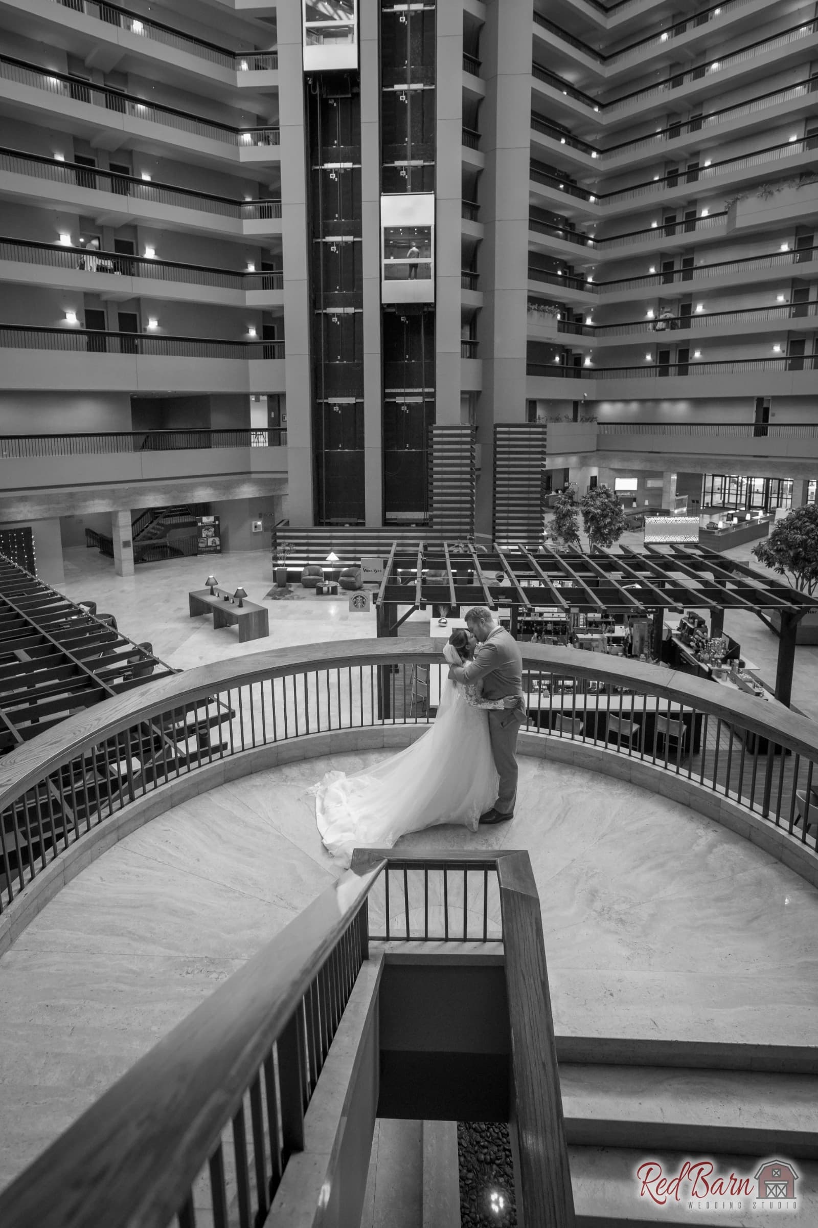 Emily and Jordan - Venuti's Banquet Hall, Addison IL — photo 30
