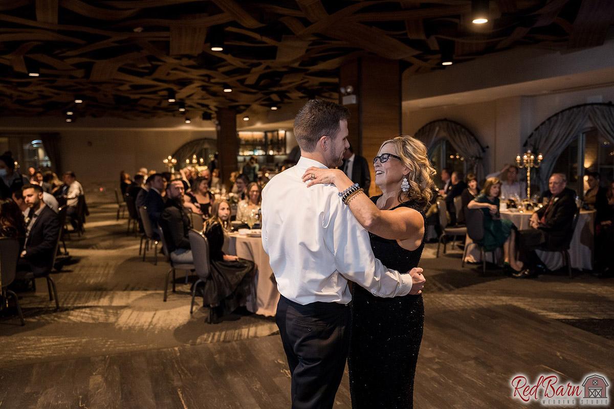 Red Barn Wedding Photography