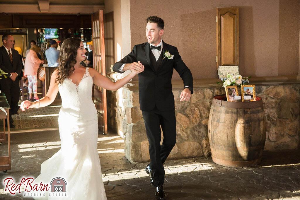 Red Barn Wedding Photography