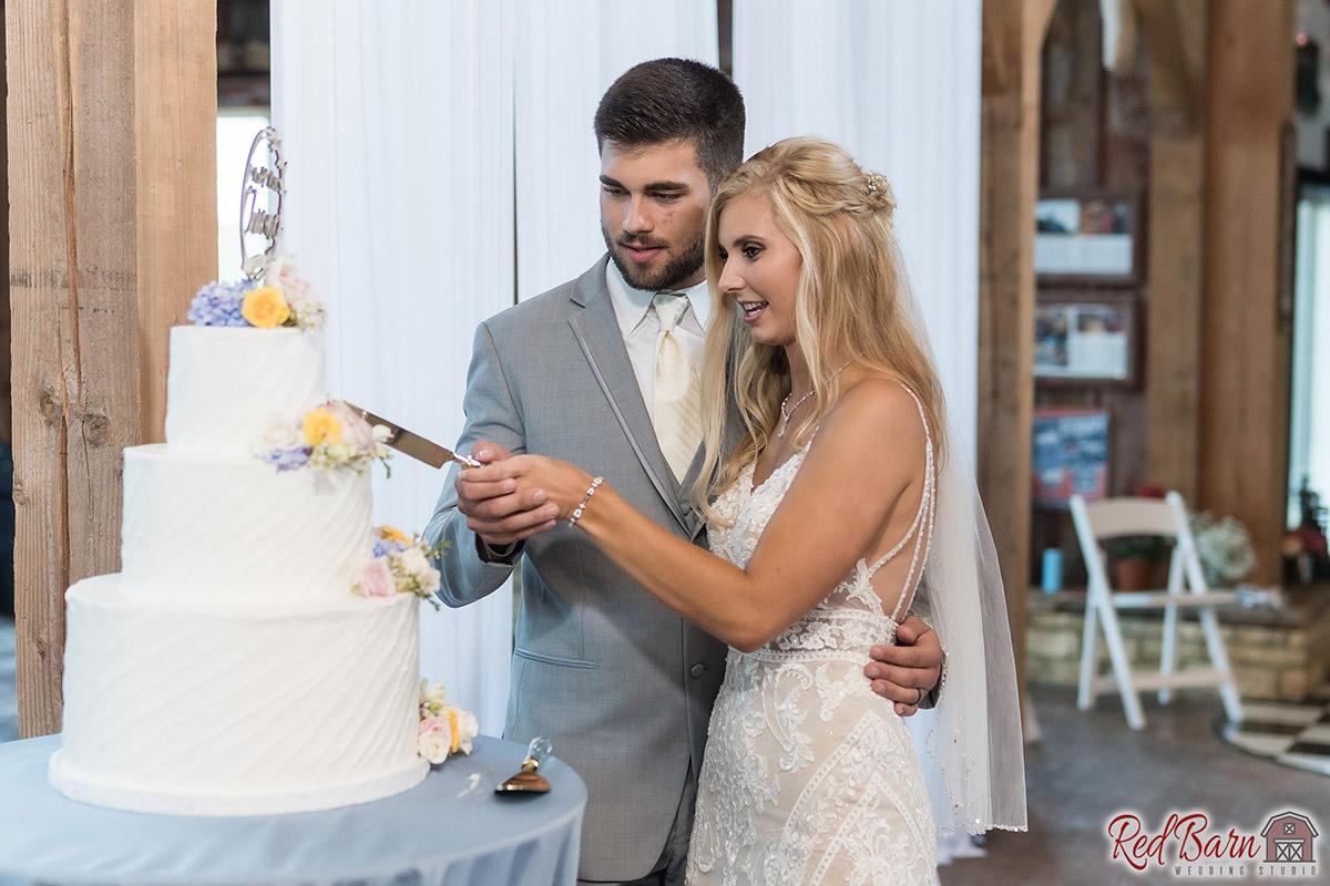 Red Barn Wedding Photography