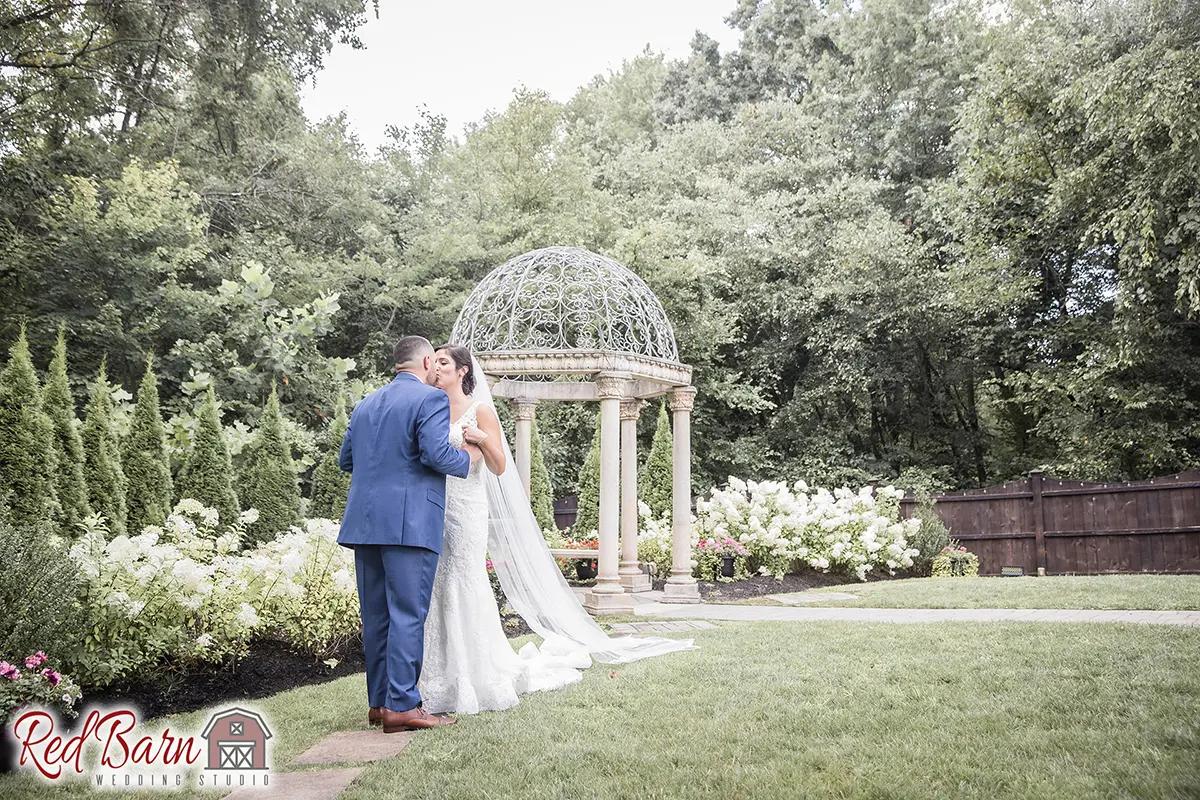 Red Barn Wedding Photography