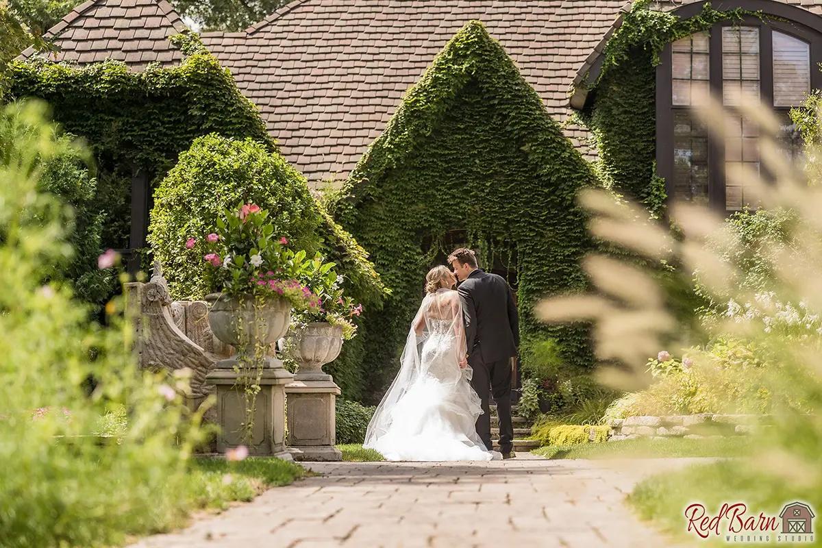 Red Barn Wedding Photography