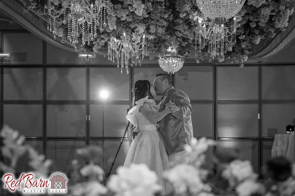 Red Barn Wedding Photography