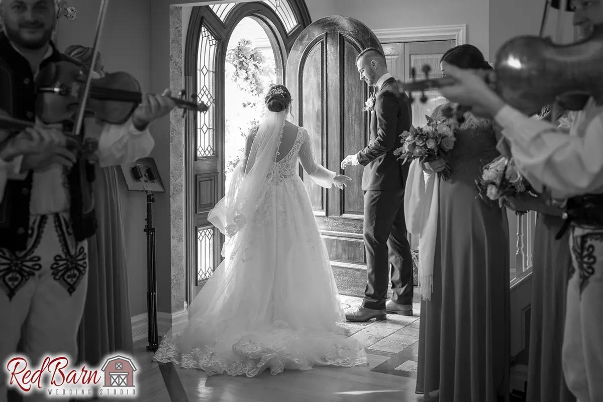 Red Barn Wedding Photography