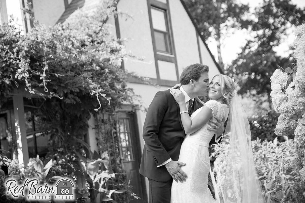 Red Barn Wedding Photography