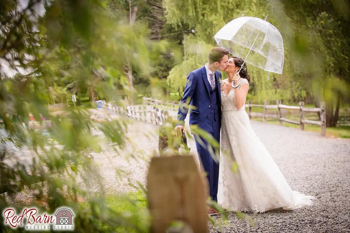 Red Barn Wedding Photography