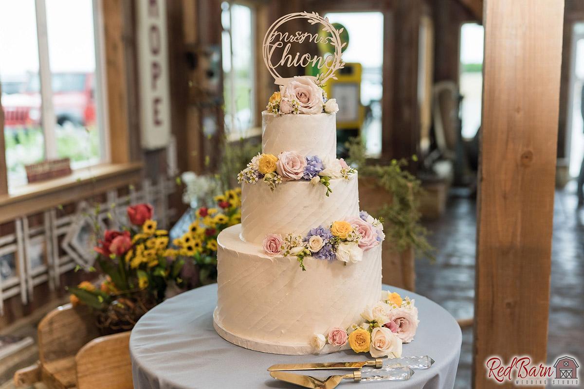 Red Barn Wedding Photography
