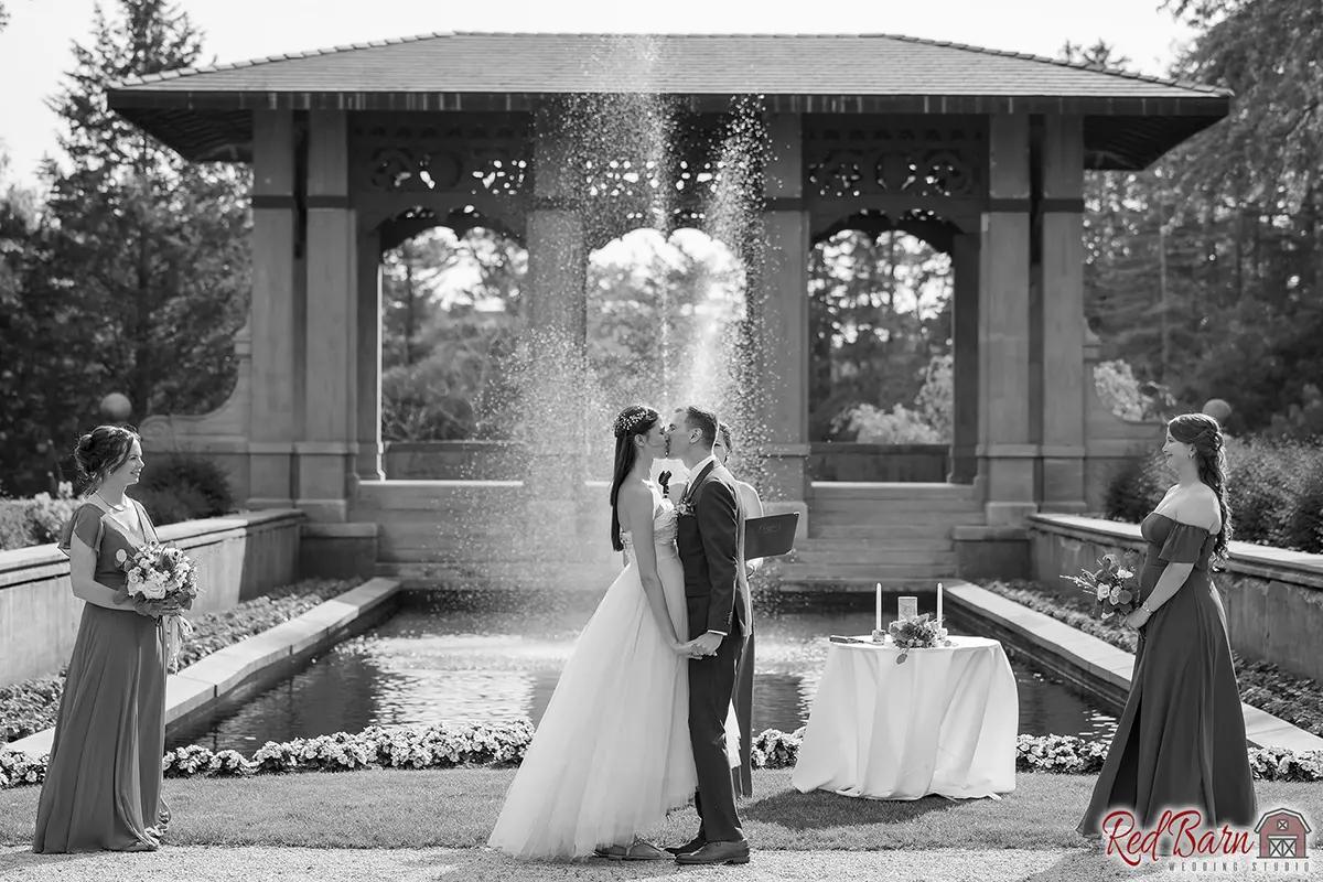 Red Barn Wedding Photography