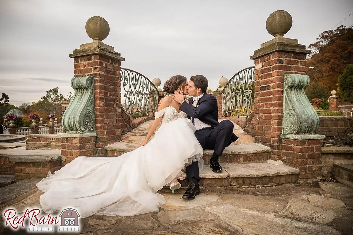Chicago Wedding Photographer - Venue:  The Manor