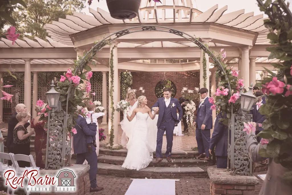 Red Barn Wedding Photography
