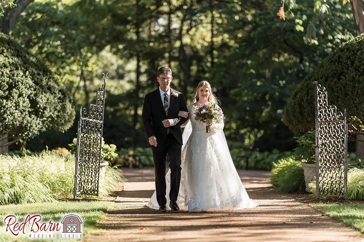 Red Barn Wedding Photography