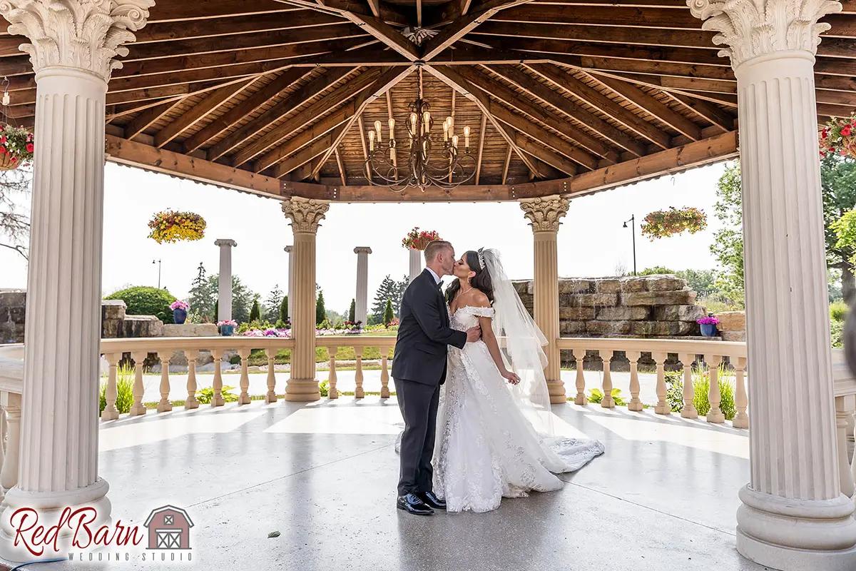 Red Barn Wedding Photography