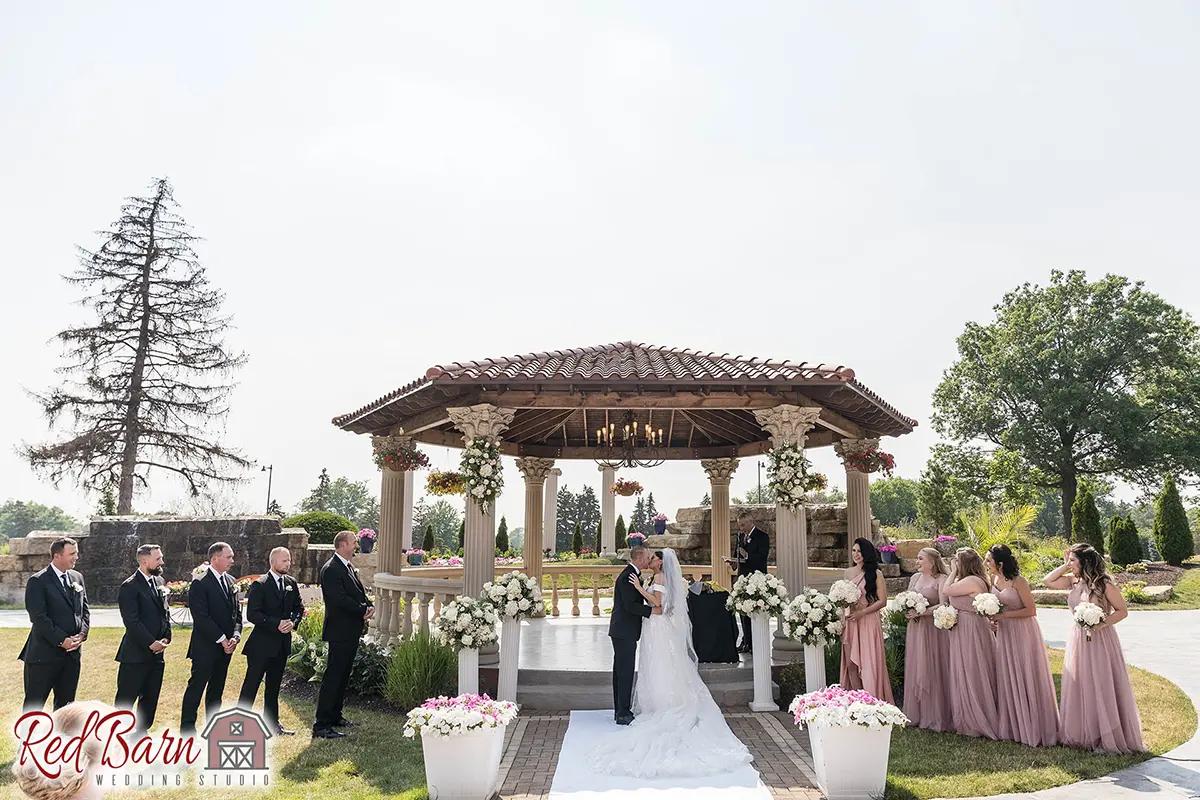 Red Barn Wedding Photography