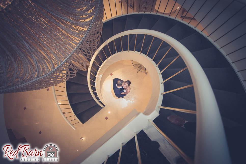 Chicago Wedding Photographer - Venue:  Oyster Hotel