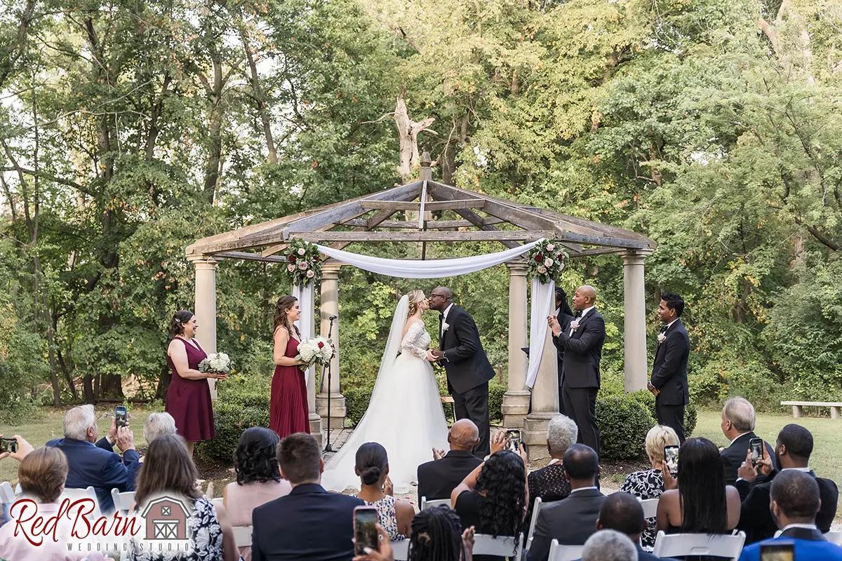 Red Barn Wedding Photography