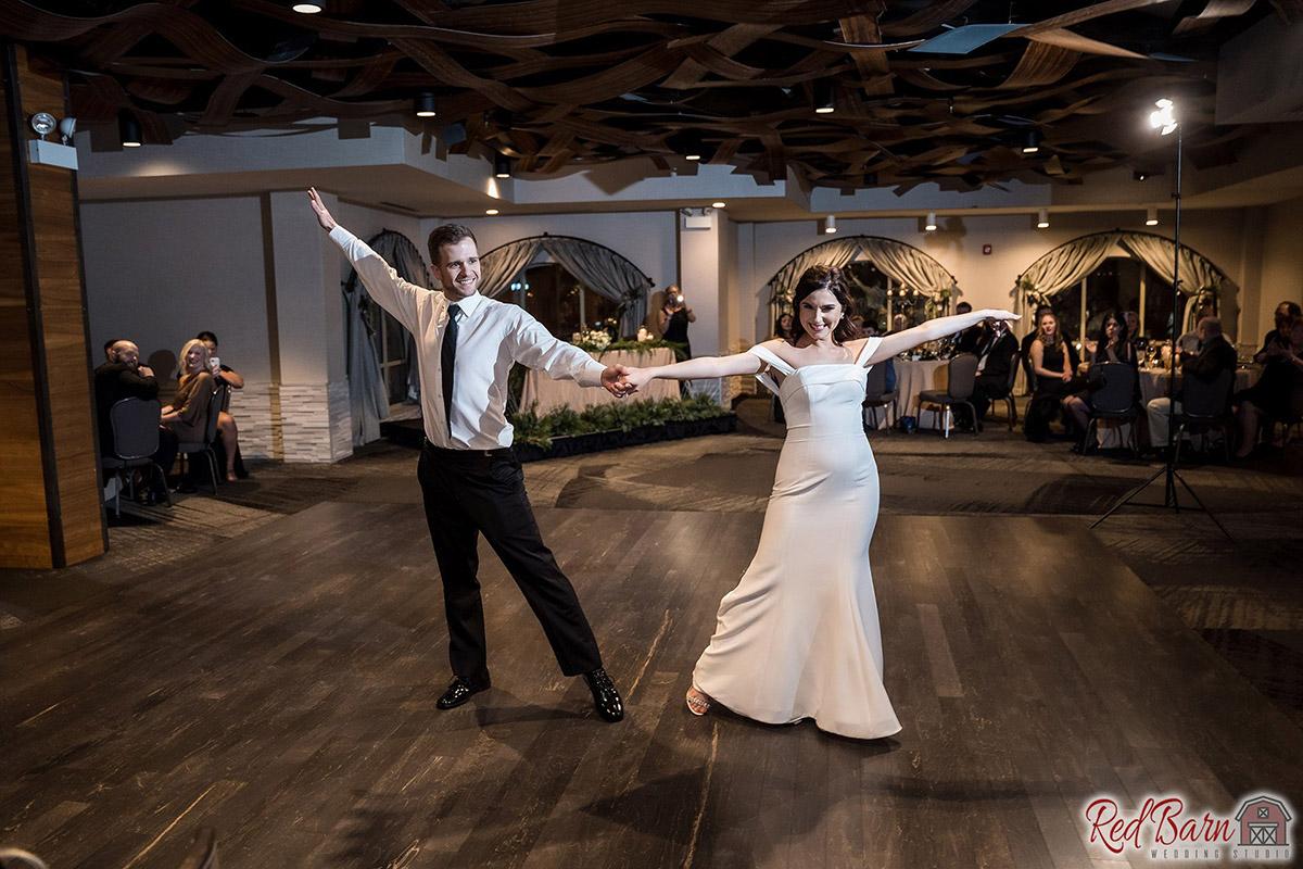 Red Barn Wedding Photography