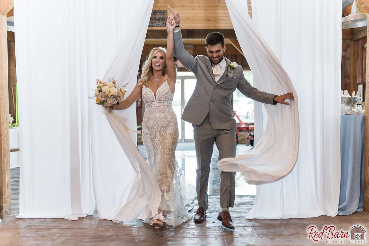 Red Barn Wedding Photography