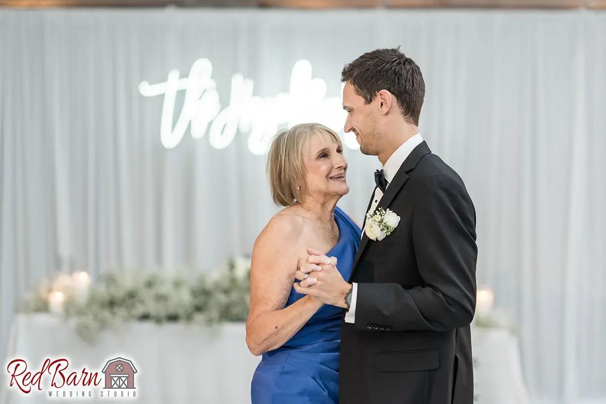 Red Barn Wedding Photography