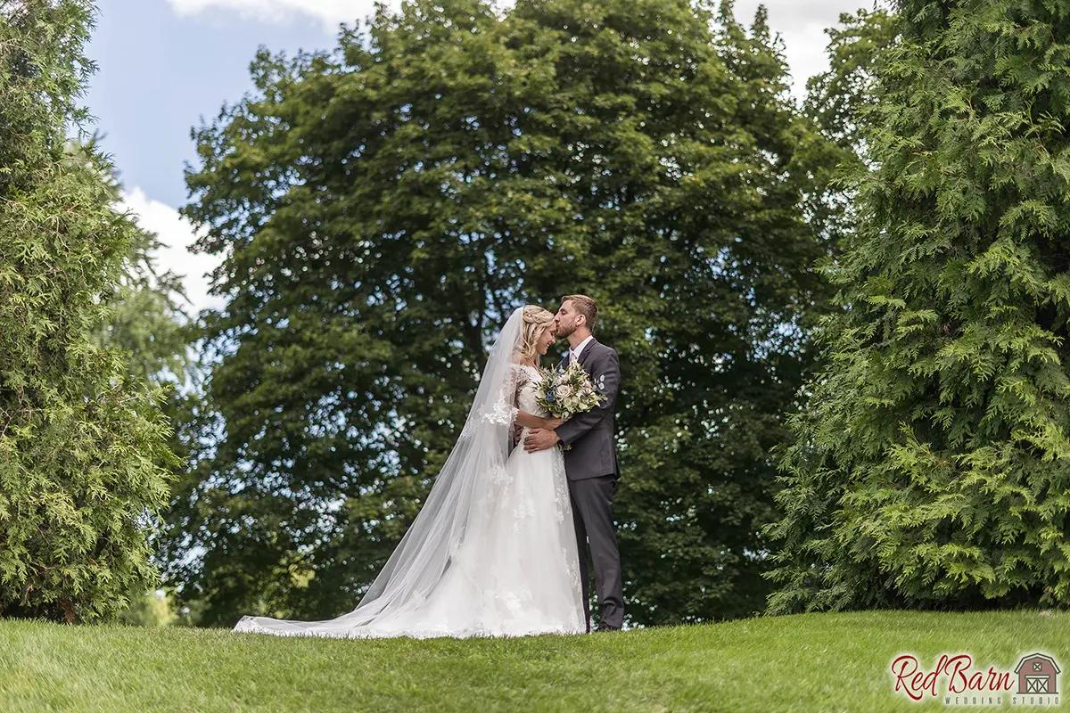 Red Barn Wedding Photography