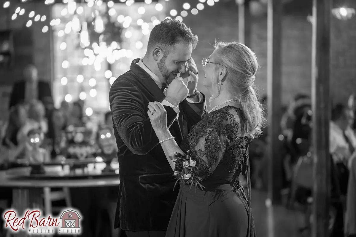 Red Barn Wedding Photography