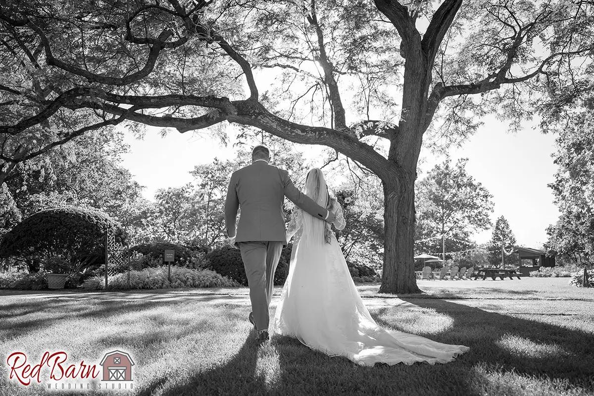 Red Barn Wedding Photography