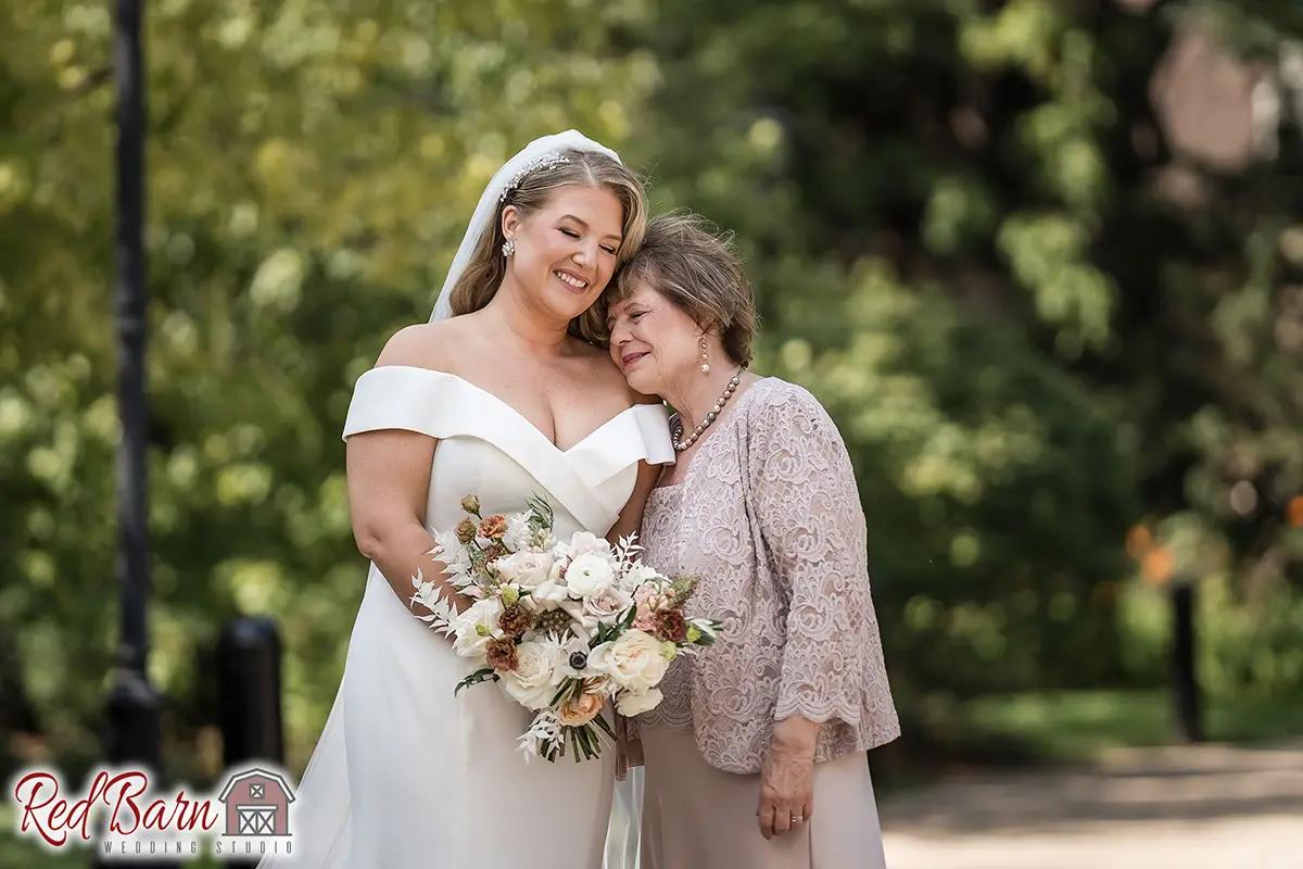 Red Barn Wedding Photography