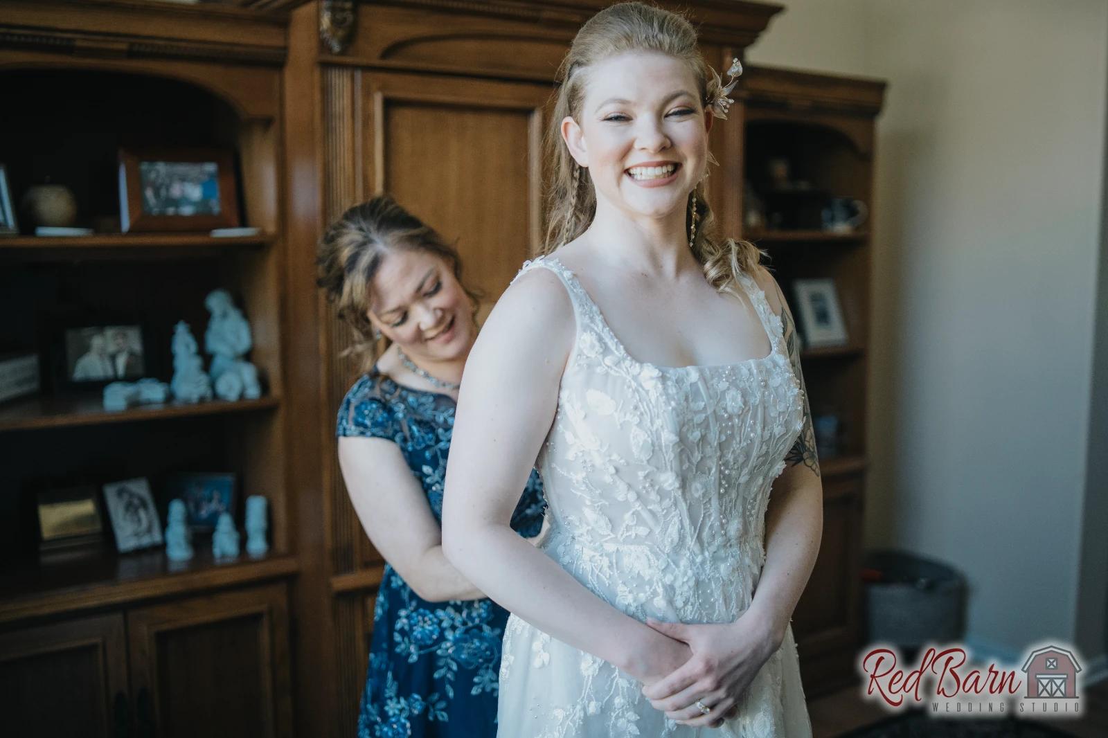 Red Barn Wedding Photography